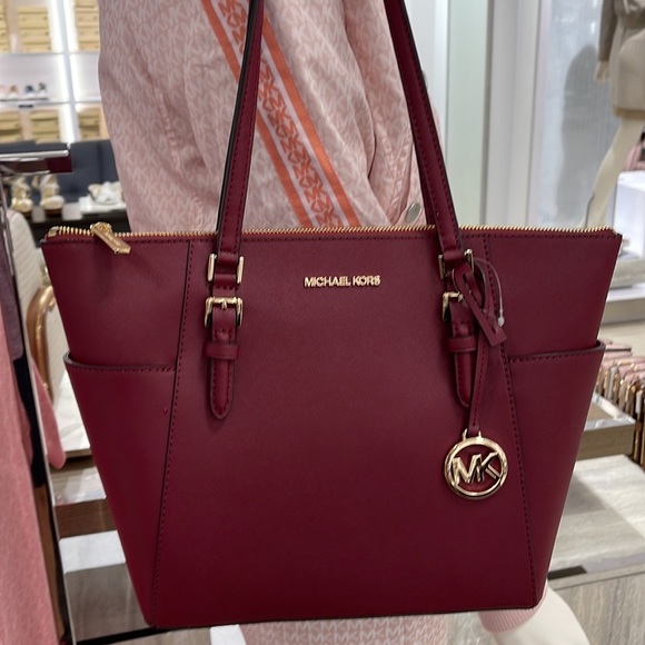 MICHAEL KORS Charlotte Large Leather Top-Zip Tote
Dark Cherry NWT - Picture 6 of 16